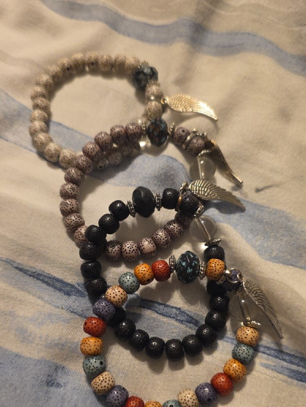 Bundle Of 8 Beaded Stretch Bracelets - Picture 3 of 3